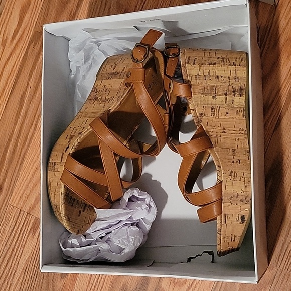 Chunky Sandals - Picture 6 of 6